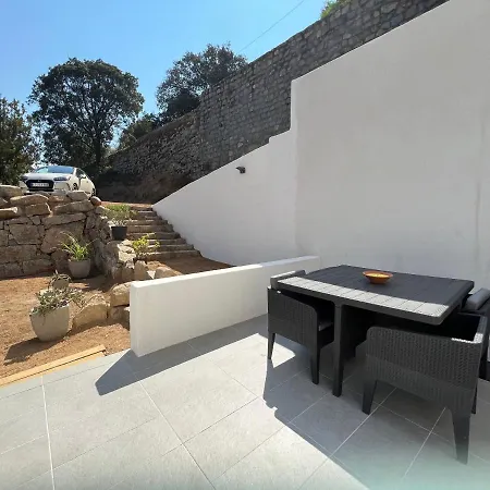 173 - - Campagne Lejlighed